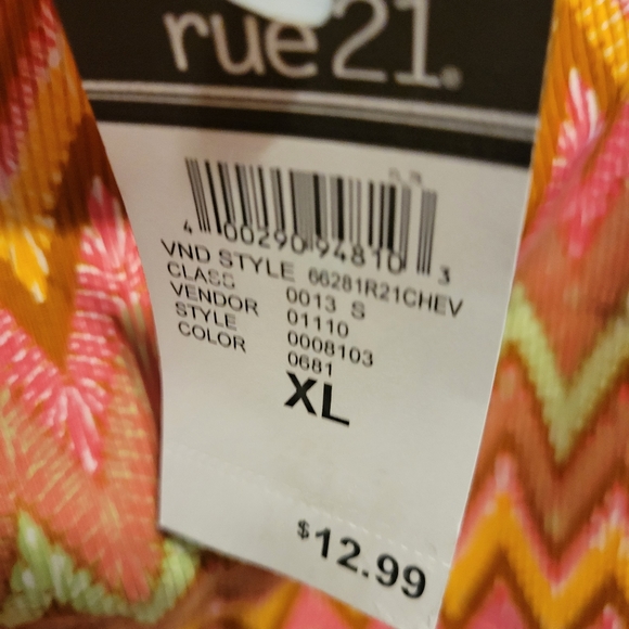 Top - Picture 4 of 4